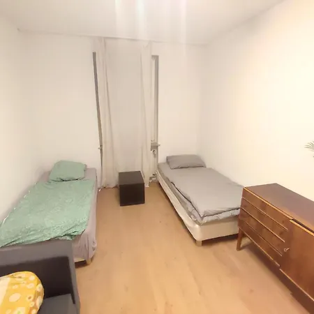 Apartment Jungle In For 4 Persons 24 H Check In *