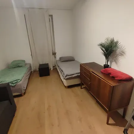 Apartment Jungle In For 4 Persons 24 H Check In *